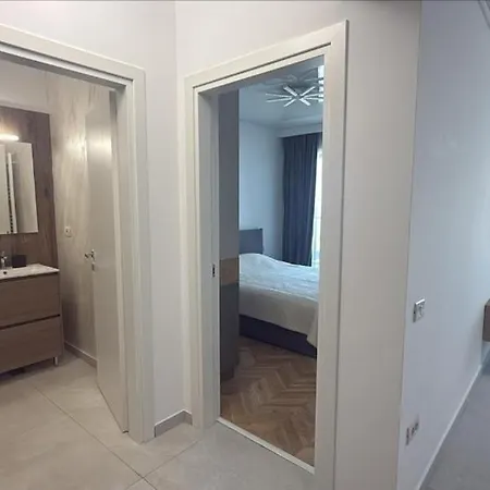 Stefan Seafront Apartment